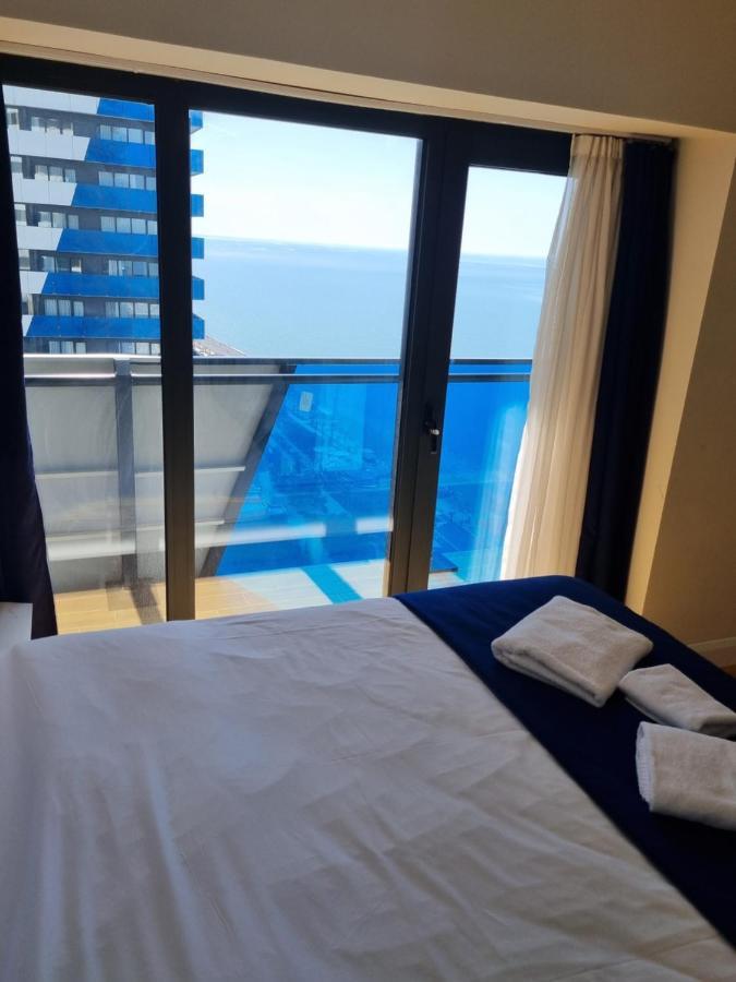 D Block Of New Luxurious Orbi City Batumi Eksteriør bilde